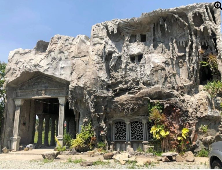 ‘Istana Bunian’ jadi tarikan