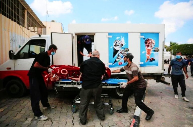 Trak aiskrim jadi rumah mayat di Gaza