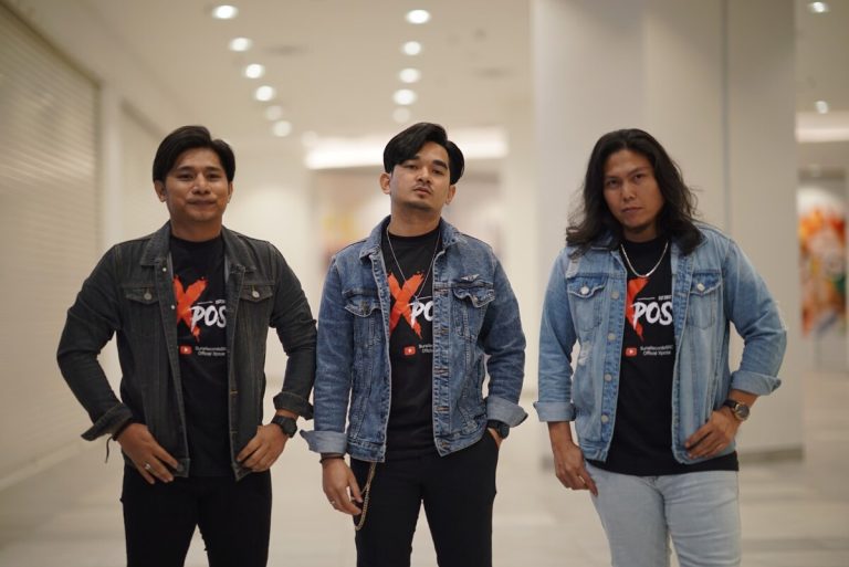 Xpose terjemah perasaan dalam muzik video Separuh Jiwa