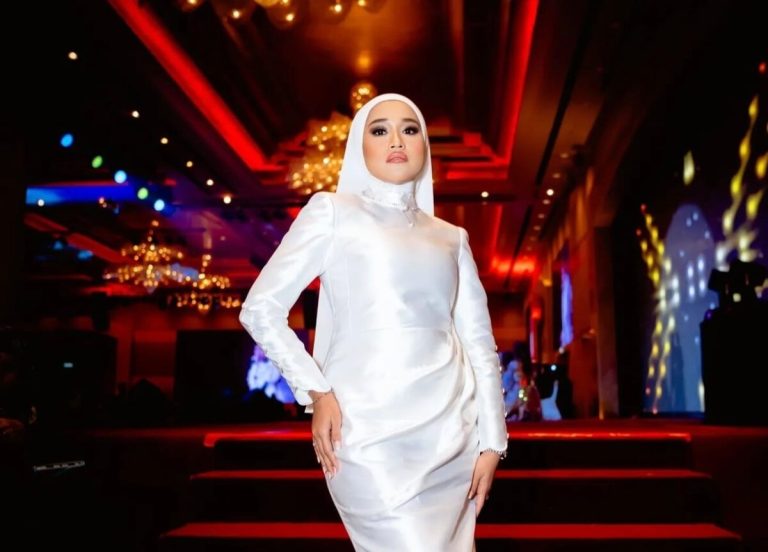 Ernie Zakri akhirnya ke pentas separuh akhir Muzik Muzik 38