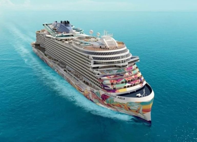 Kapal pesiaran mewah Norwegian Aqua bakal tarik pelancong dengan permainan gelongsor 10 tingkat