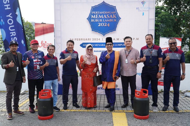 17 kumpulan sertai pertandingan memasak bubur lambuk Menara Kuala Lumpur