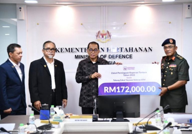 Koperasi Tentera, Takaful Malaysia sumbang RM422,000 kepada Tabung Yayasan Veteran ATM