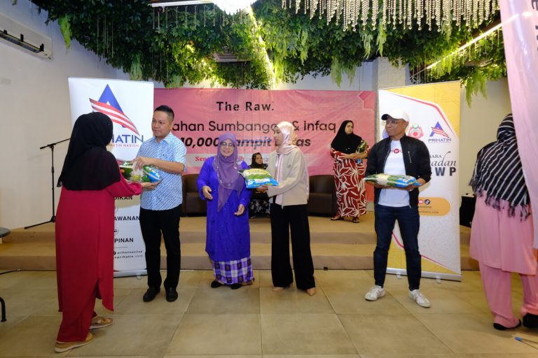 Edar 3,000 kampit beras, The Raw teruskan misi dengan lebih ramai NGO