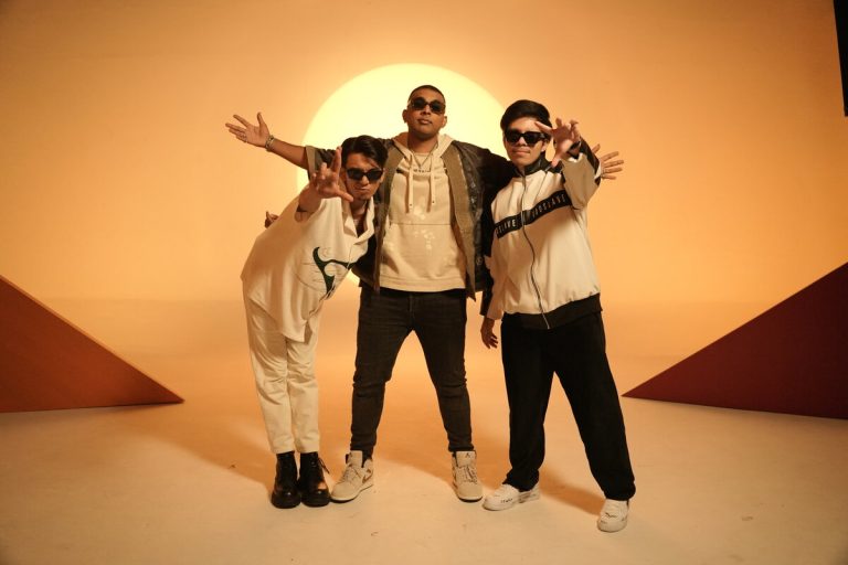 ‘Mantap Cuy’ gabungan merentas budaya antara Saixse, Kidd Santhe dan Atta Halilintar