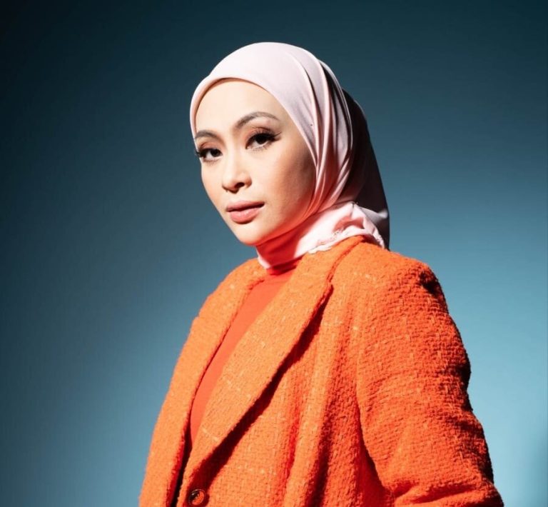 Ratu OST kembali, Adira nyanyi lagu tema filem Memoir Seorang Guru berjudul Kasih