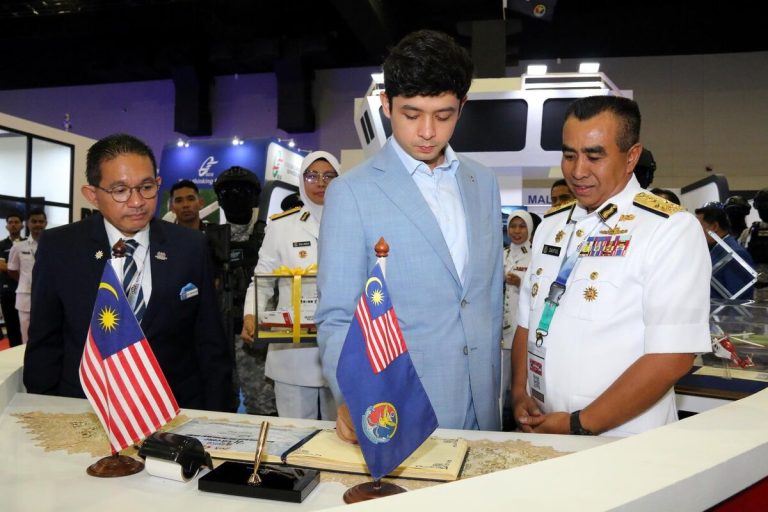Lebih 7,000 pengunjung lawati reruai Maritim Malaysia sempena DSA & NATSEC 2024