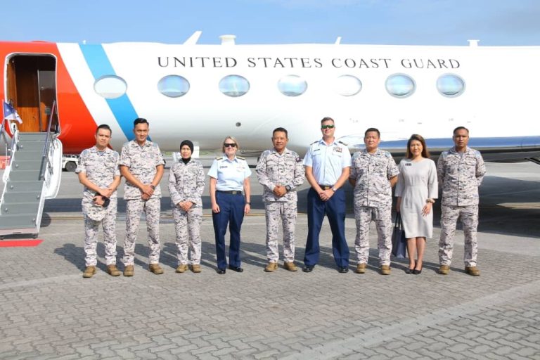 US Coast Guard perkukuh hubungan dengan Maritim Malaysia