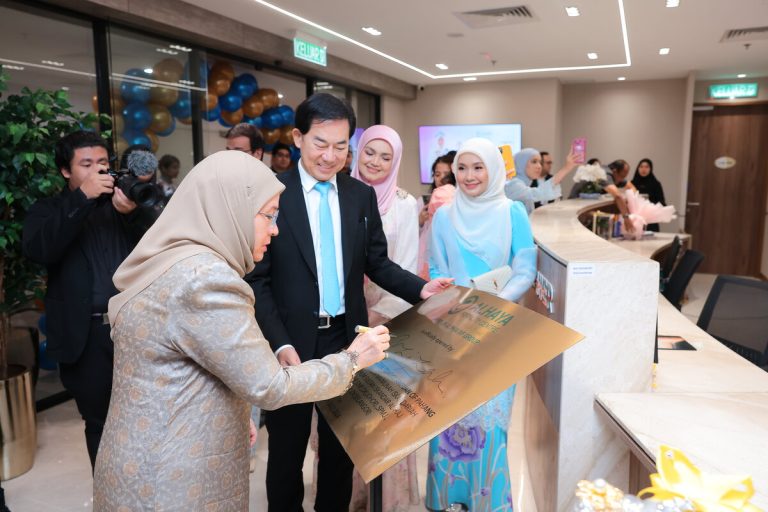 Bantu pasangan dapatkan cahaya mata, Alpha IVF Group Berhad buka cawangan baharu Alhaya Fertility Centre