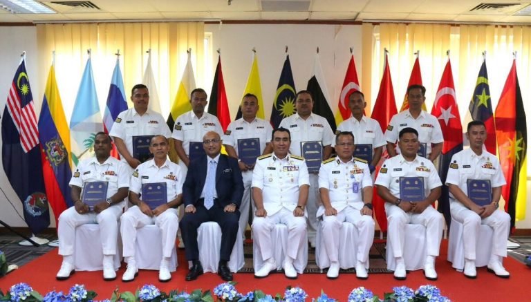 141 anggota Maritim Malaysia terima kenaikan pangkat