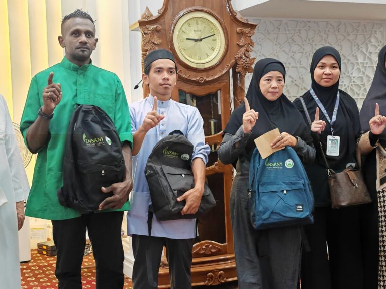 Festival Masjid Nurul Islam rai tiga saudara baharu