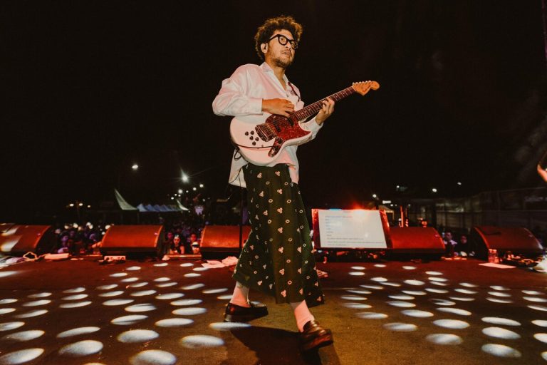 Kunto Aji umum konsert jelajah ‘Perjalanan Menawar Racun’ di Kuala Lumpur
