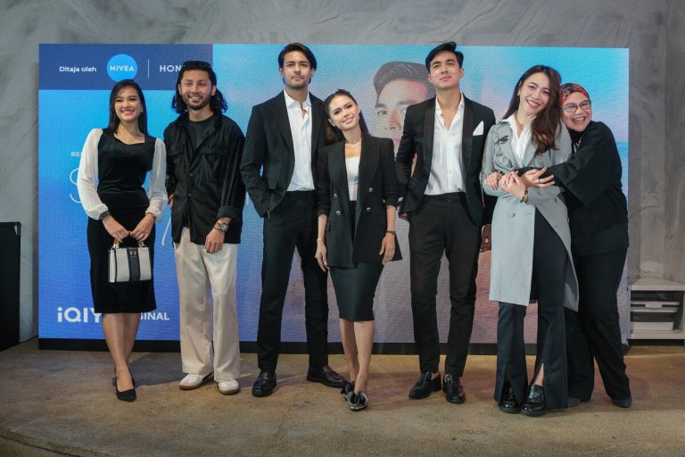 Kisah penghijrahan & cinta suci dalam ‘Satu Hari Nanti’