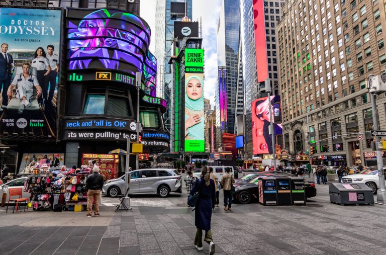 Ernie Zakri tersenarai sebagai Artis Malaysia yang dipaparkan dalam Senarai EQUAL Spotify dan Billboard Times Square New York untuk kali ke-2
