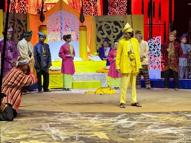 Pementasan Teater Dang Anum (The Untold Story) di Melaka, Johor mungkin terpaksa digugurkan