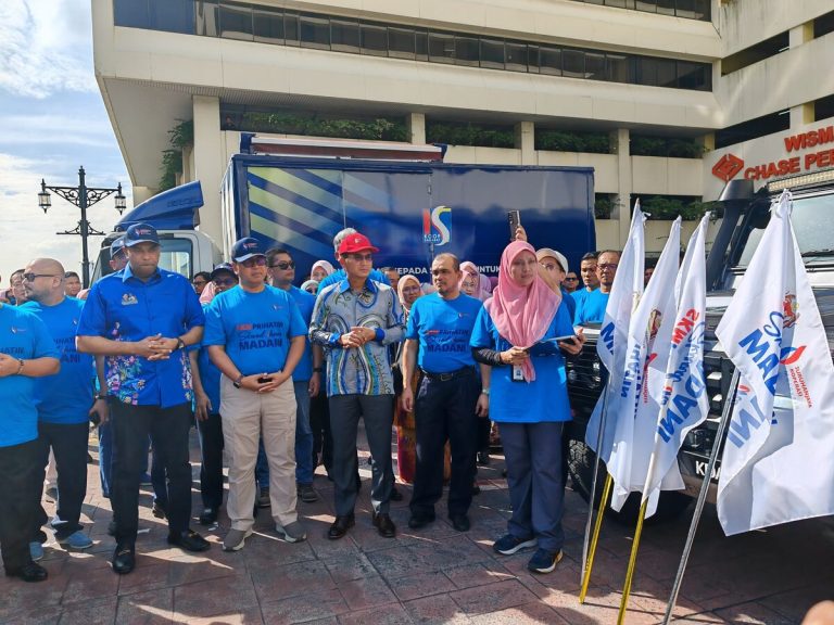 Lancar Skuad Ihsan Madani SKM Prihatin dan Gerakan Koperasi, KUSKOP, SKM peruntuk lebih RM500,000 bantu mangsa banjir