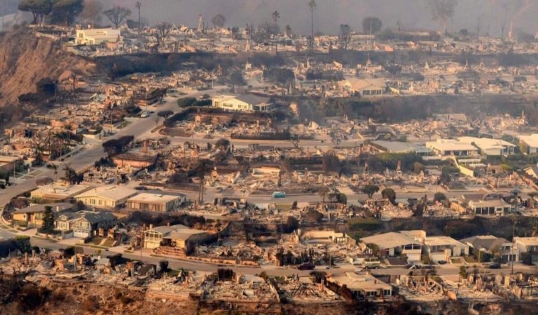 Angka korban kebakaran hutan di Los Angeles meningkat kepada 24 orang