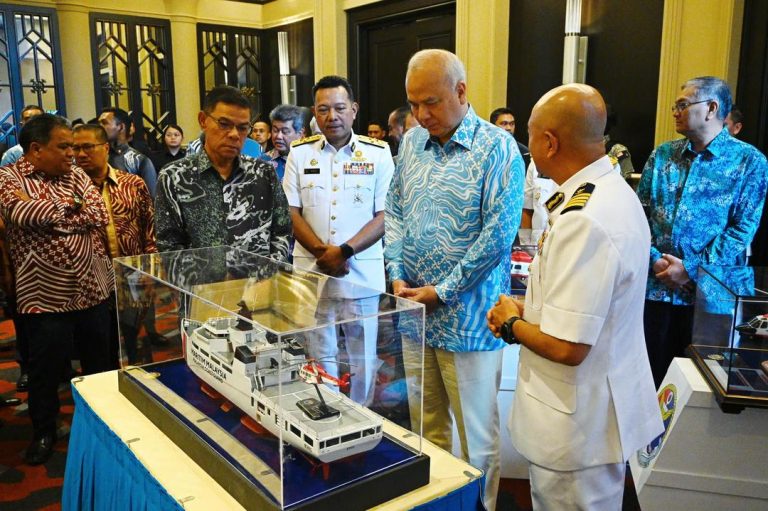 Helang Samudera: Perisai maritim negara, naskhah sejarah dedikasi kepada wira Maritim Malaysia
