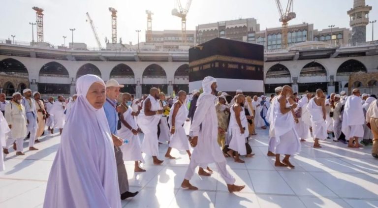 Hampir 891,000 jemaah haji luar negara tiba di Arab Saudi bagi musim Haji 1446H