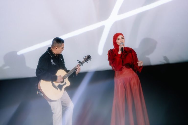 Fazura, Ade Govinda bersatu dalam lagu motivasi ‘Luar Biasa’