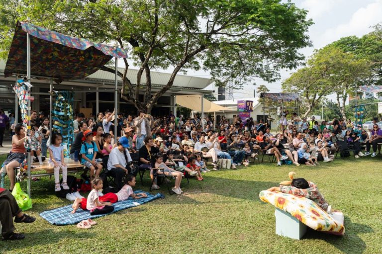 Zee Avi gegarkan pentas penutup YSDAF 2025 bersama lebih 300 artis di Elmina