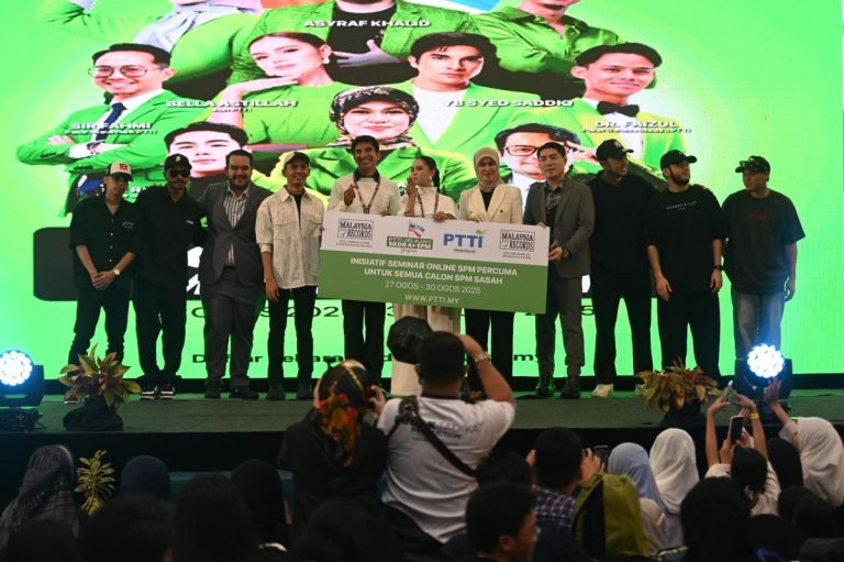 Lebih 4,000 calon SPM sertai Jelajah Skor A+ PTTI di Sabah, Syed Saddiq dan Bella Astillah turut beri inspirasi