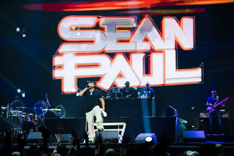 Sean Paul gegar Kuala Lumpur: Konsert ikonik penuh energi tarik lebih 5,000 peminat