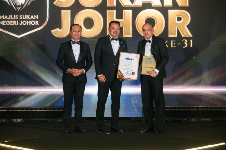 Joe Flizzow dinobat Ikon Belia Johor: Legenda hip-hop Malaysia diiktiraf di ASJ31