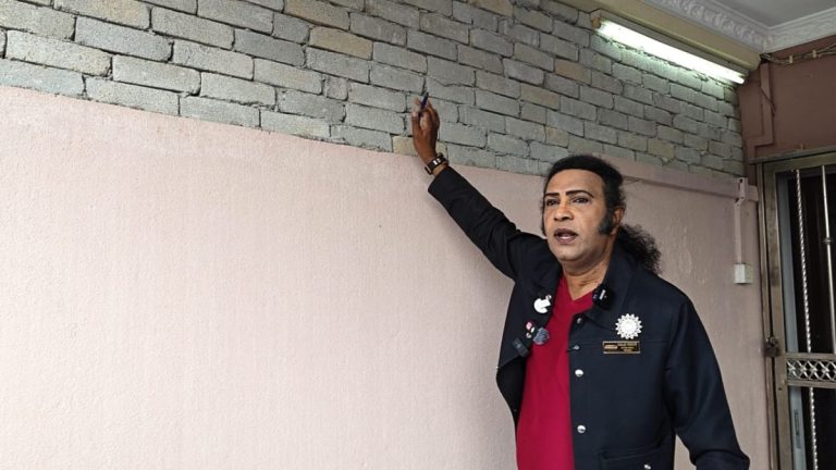 Dato’ Dr Kalaivanar beri DBKL tempoh 10 hari segera ambil tindakan isu bina tembok kediaman