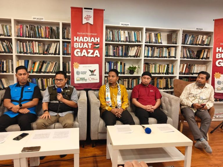 Misi Kemanusiaan Malaysia berjaya:  11 lori kargo ‘The Rightful Gift’ selamat tiba di Gaza