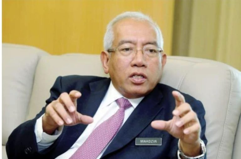UEC tidak selari Akta Pendidikan 1996, tolak pengiktirafan demi kepentingan nasional – Mahdzir Khalid