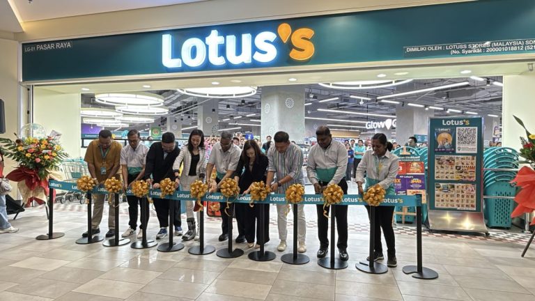 Lotus’s Malaysia lancar pasar raya bersambung LRT di Datum Jelatek