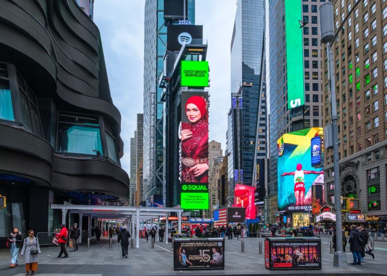 Siti Nurhaliza wakil Spotify EQUAL Malaysia & Singapura Mac 2026